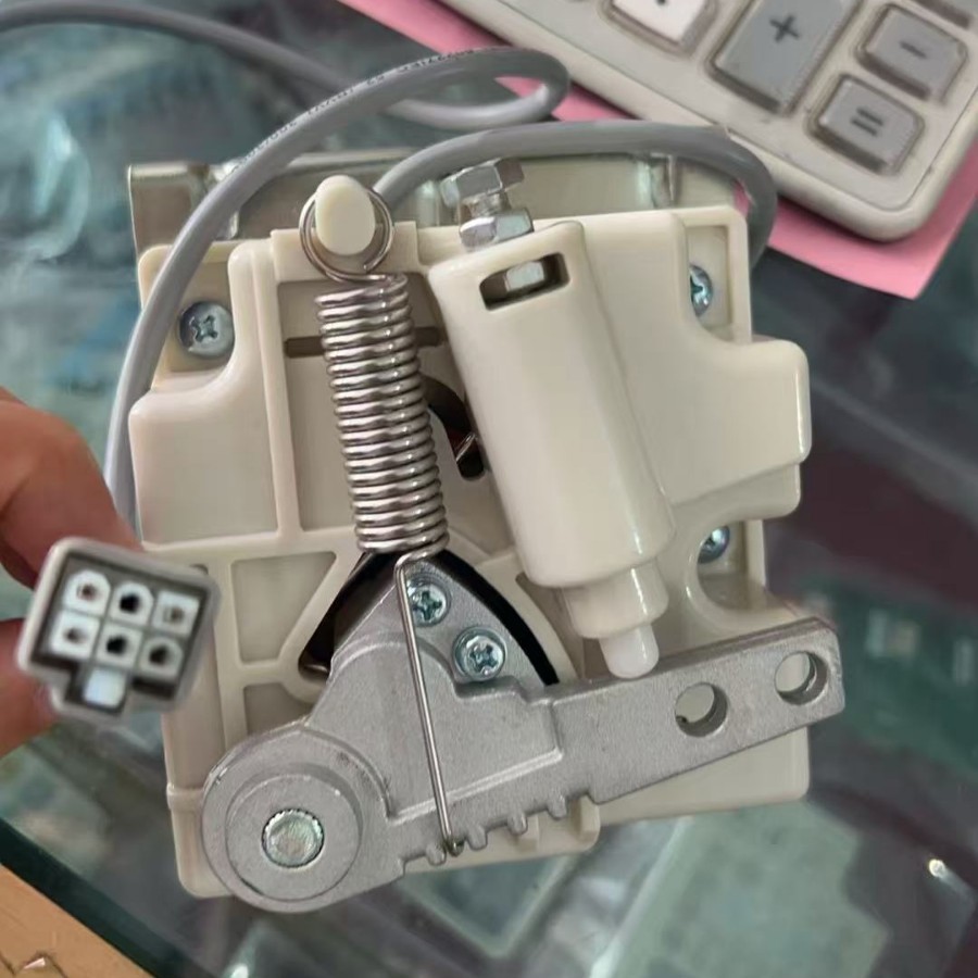 杰克C4C5包缝机脚控缝纫机脚踏控制器鲍麦克斯控速器