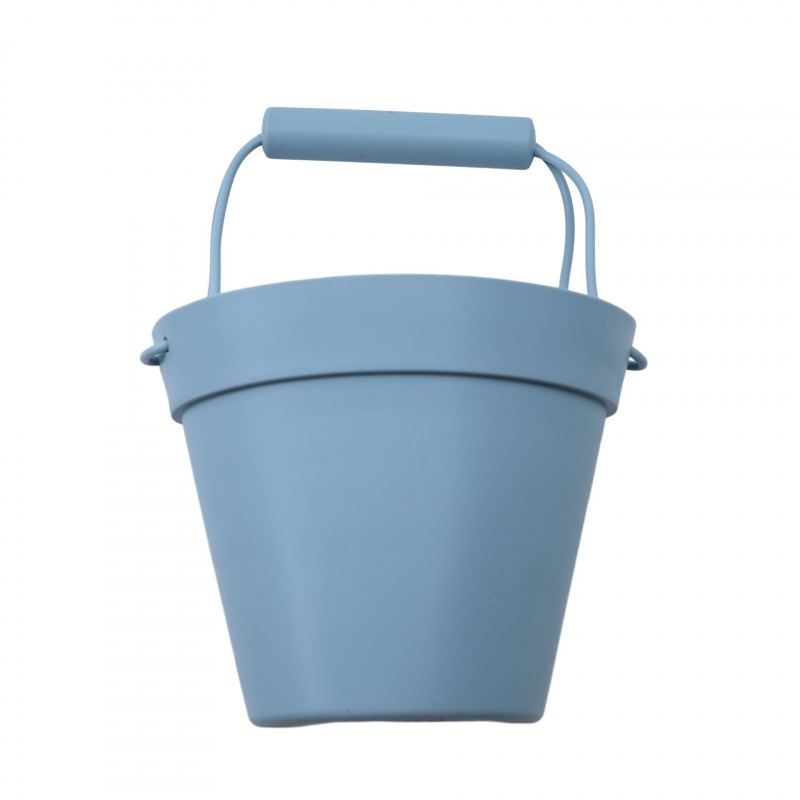 Los fabricantes venden al por mayor cubos de playa, cubos de pesca, cubos de plástico, juguetes para niños