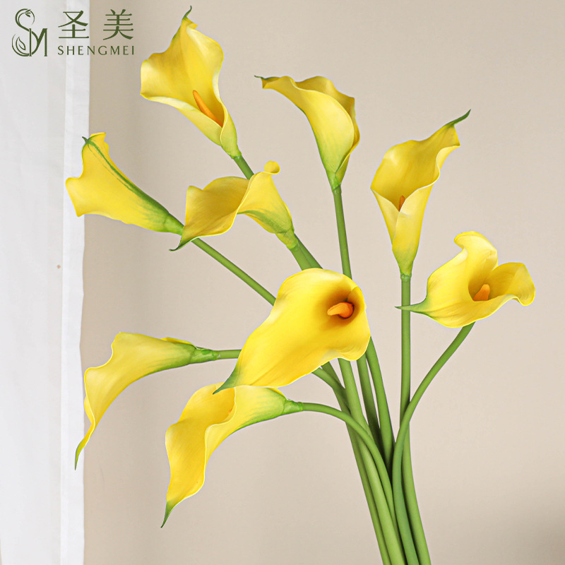 Realistic calla lilies, wedding flowers for home use 2