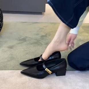 Sheepskin version ~ one-step pointed thick heel Mary Jane shoes shallow mouth with French commuter shallow mouth temperament single shoes