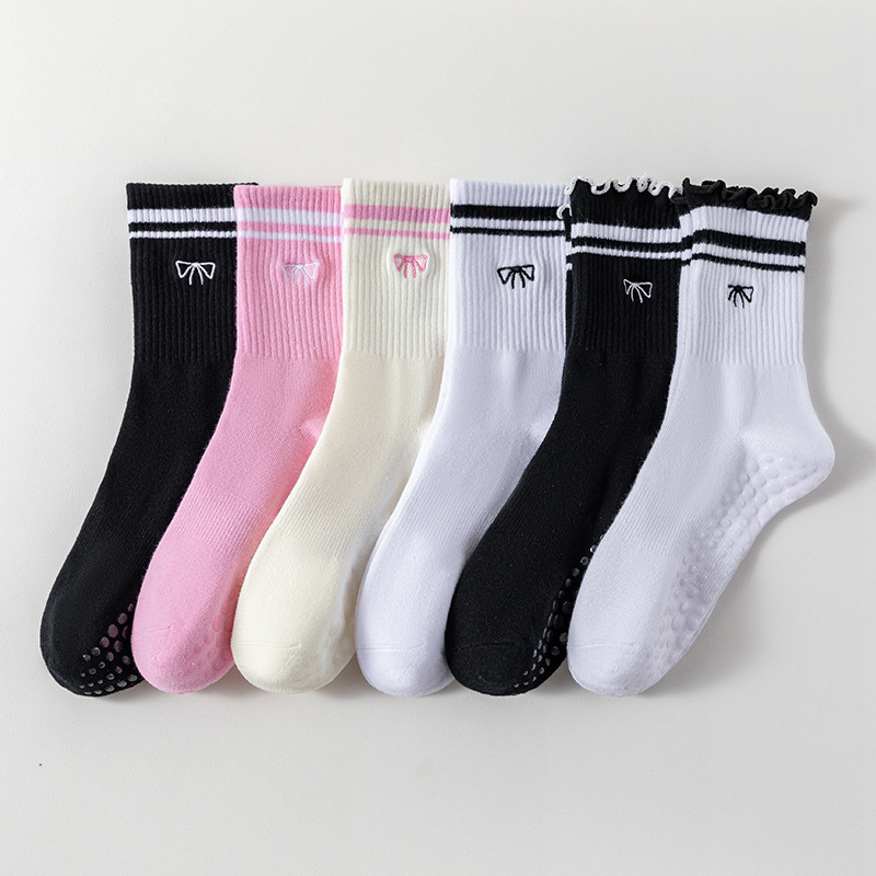 Women's Yoga Socks, Professional Non-Slip Running Sports Long Socks, Embroidered Bow, Home Fitness Jump Rope Floor Socks