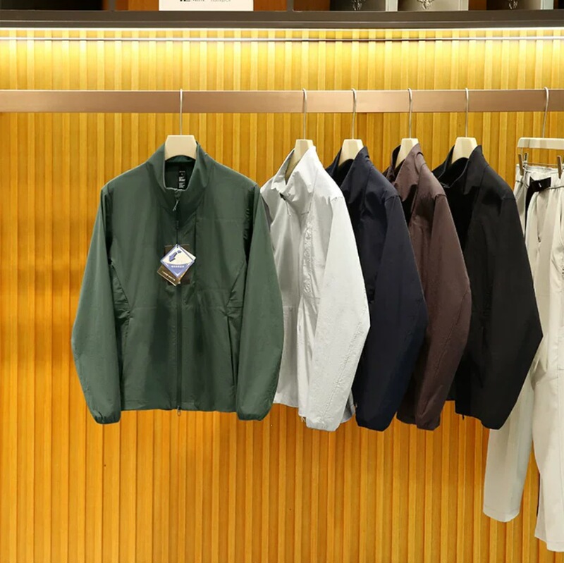 Stand-up collar jacket, outdoor commuting functional softshell jacket, men's spring and autumn thin, sun-proof, windproof, single-layer Stand-up collar jacket, outdoor commuting functional softshell jacket, men's spring and autumn thin, sun-proof, windproof, single-layer