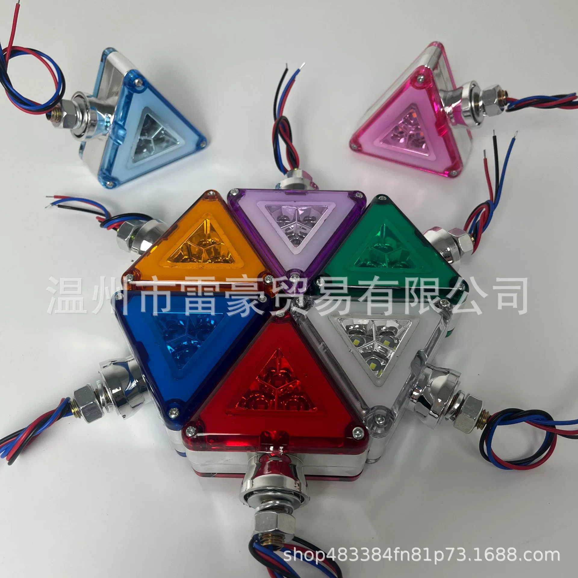 Новые треугольные мигающие боковые фонари для грузовиков, указатели ширины грузовика, сигнальные огни, автомобильные фонари, габаритные огни, универсальные для международного использования