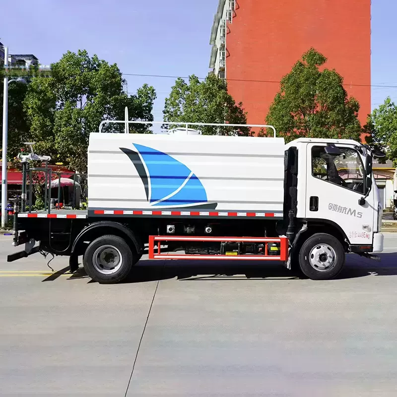 福田蓝牌7方洒水车公路厂区用降尘养护车市政绿化喷洒车可上牌