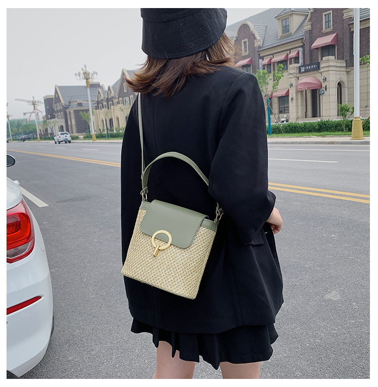 Handheld Damen Eimer Urlaub 2024 Frühjahr/Sommer neue Crossbody Stroh Rattan gewebt Mode kleine Tasche_voghion.com