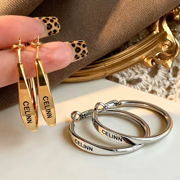 s925 silver needle letter smooth hoop earrings, niche design, suitable for small-scale retail, dropshipping, light luxury with a high-end feel