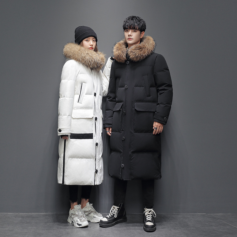 Entrega de una pieza de invierno Nueva chaqueta de los hombres de media longitud con capucha de moda engrosada abrigo de pareja abrigo de los hombres