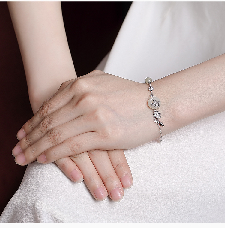 Vòng tay bạc S925 đá ngọc bích Hòa Điền hình hoa sen phong cách cổ điển — Kiểu màu bạc chi tiết 9
