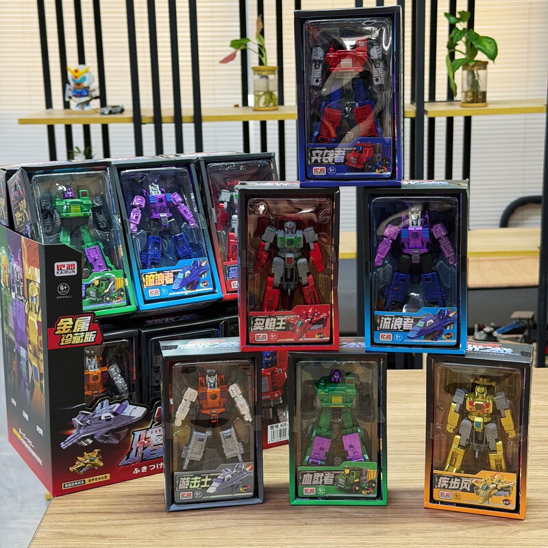 Children's spray-coated transforming mecha robot simulation model toy, institutional promotional gift, arcade points gift Children's spray-coated transforming mecha robot simulation model toy, institutional promotional gift, arcade points gift