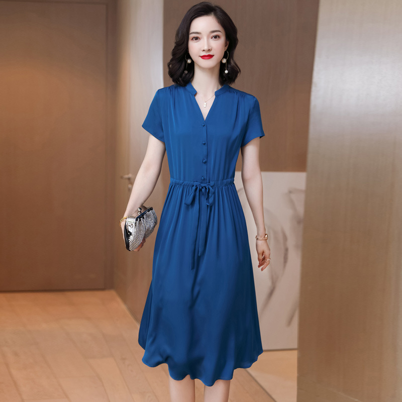 2026 Summer New Style Silk Dress Satin Mulberry Silk Solid Color V-Neck Short-Sleeved Casual Mid-Length Dress