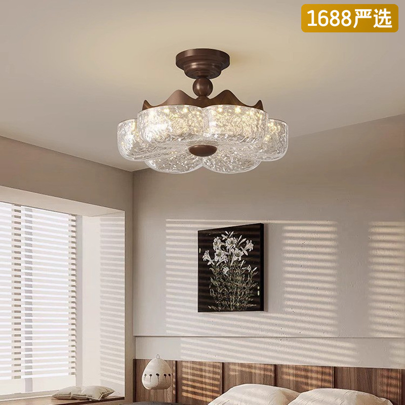 [Estrictamente seleccionado] Lámpara de techo de protección ocular nueva lámina de oro francesa, lujo ligero, habitación privada de resina de alta gama, lámpara de flor creativa