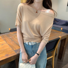 莱赛尔天丝慵懒风一字肩斜肩短袖针织衫女2025早秋季宽松单穿上衣