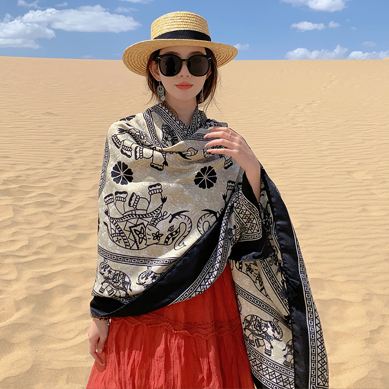 Women's Casual Ethnic Style Elephant Cotton And Linen Shawl display picture 2