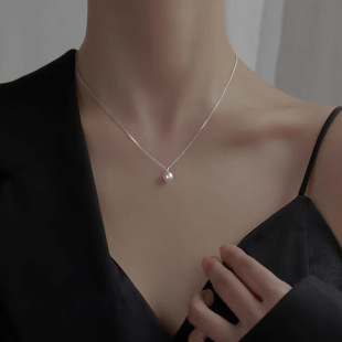 Pearl Necklace Women 2024 New Light Luxury Niche Simple All-match Elegant Clavicle Chain