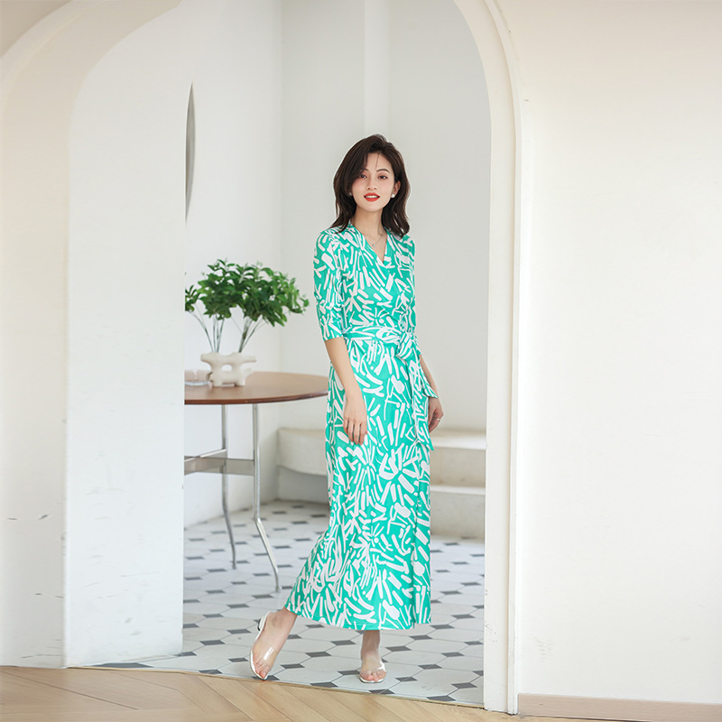 PG DVF Travel Holiday Korean Style Floral Dress Slim Slim Look Long Dress One-piece V-neck Elegant Wrap Dress