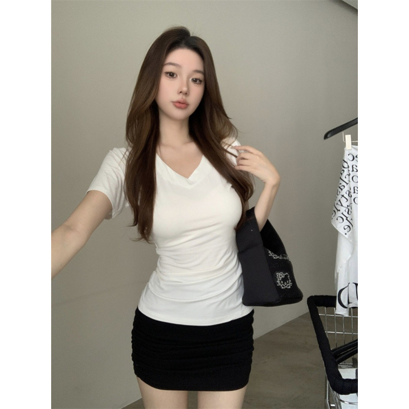 엄선 Douyin 라이브 블랙 브이넥 오른쪽 어깨 반팔 티셔츠 여성 여름 신작 섹시한 핫 소녀 타이트 쇼트 탑