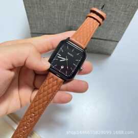 新品百搭创意时装女士手表女款气质白领学生党小众生活防水石英表