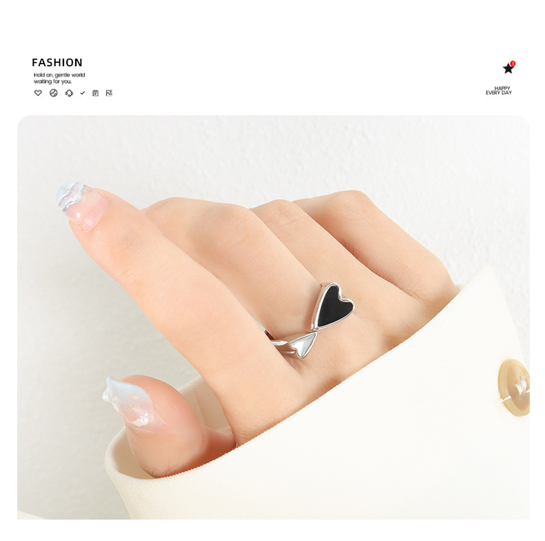 Fashionable And Versatile Simple Heart Print Ring For Women Instagram Style Simple And Fashionable Double Love Creative Ring_voghion.com
