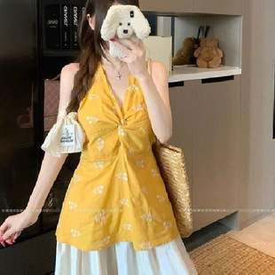 ��ʽ�͹��Sɫ�黨Ť�Y�o�䱳�������ļ��¿��OӋ�В첪����С��Ů