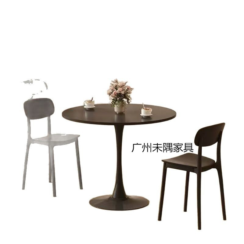 白い北欧テーブルバルコニー円形交渉ミルクティーカフェテーブルと椅子の組み合わせ食卓チューリップ円卓食卓|undefined