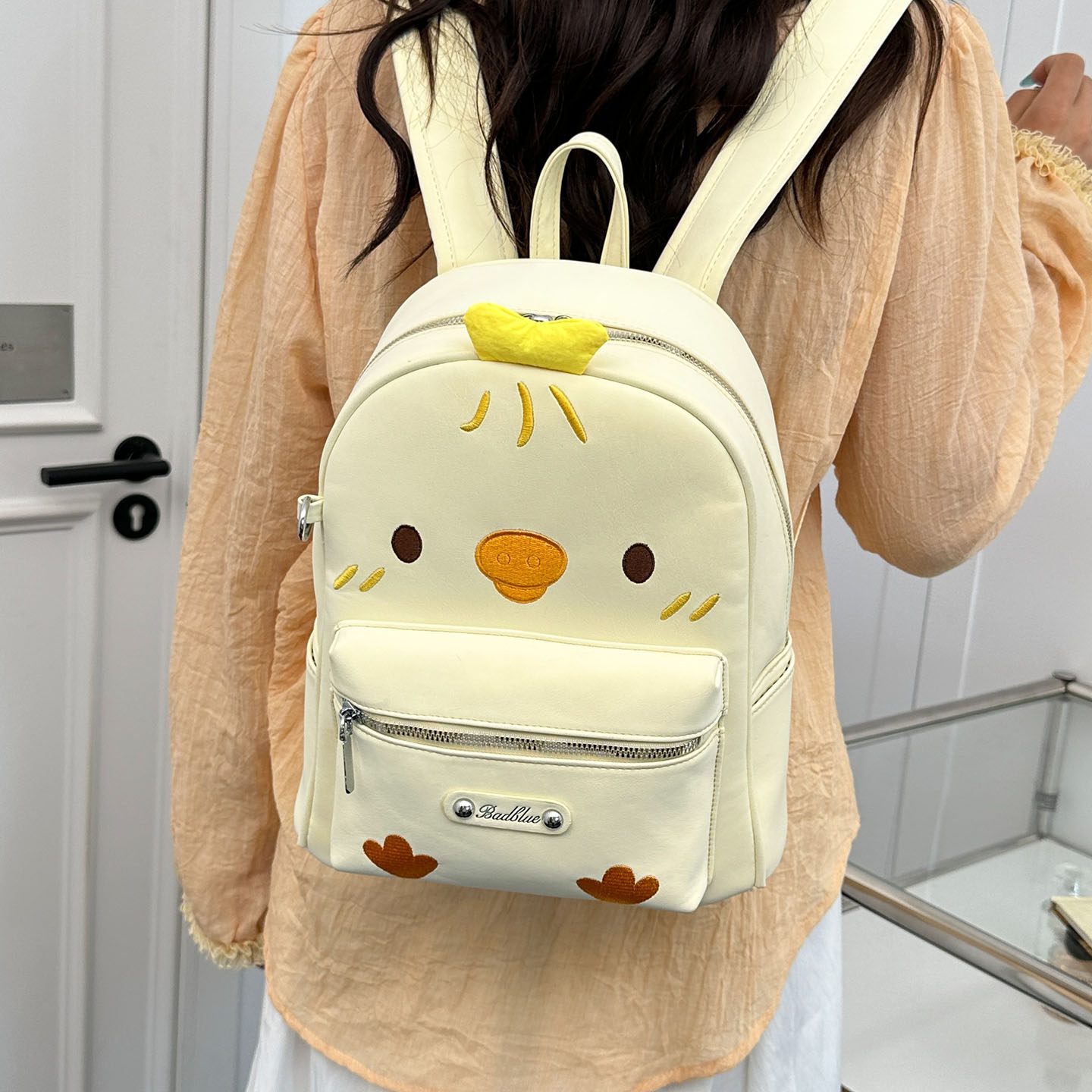 Hermosas mochilas de moda para chicas, mochilas de pollo, mochilas para estudiantes de escuela secundaria, nueva clase de dibujos animados de gran capacidad 2026