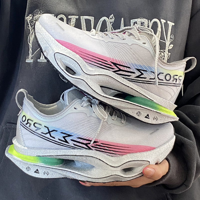 New model of high-performance carbon plate student running shoes, lightweight, breathable, with sound friction, professional racing sports shoes for both men and women