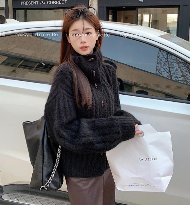 Japón y Corea del Sur relajados suéter de cuello alto de invierno femenino retro suelto camiseta de punto cálida pequeña moda de abrigo universal