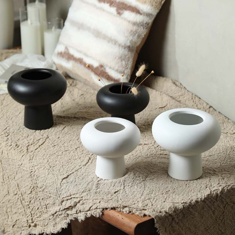 Decoraciones de flores de cerámica mate en blanco y negro modernas simples ornamentos de flores creativas flor seca flor diseño de decoración suave