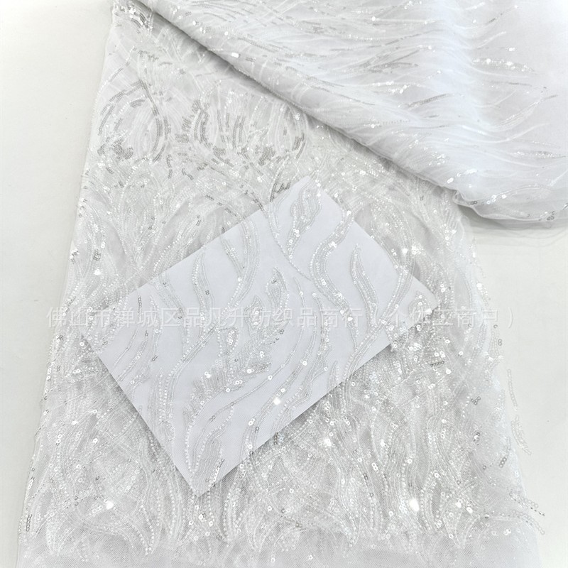 Tejido de malla de lenta bordada tridimensional Vestido de novia de moda Vestido de moda Tela de encaje LACE