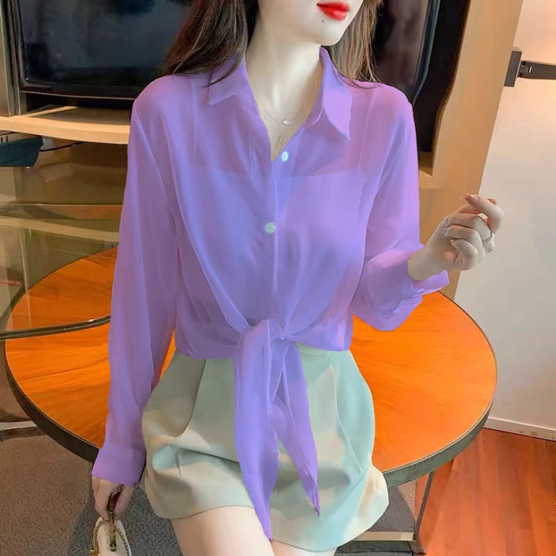 보라