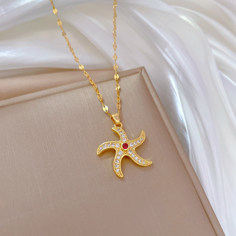Wholesale Casual Simple Style Starfish Titanium Steel Copper Inlay Zircon Pendant Necklace display picture 5
