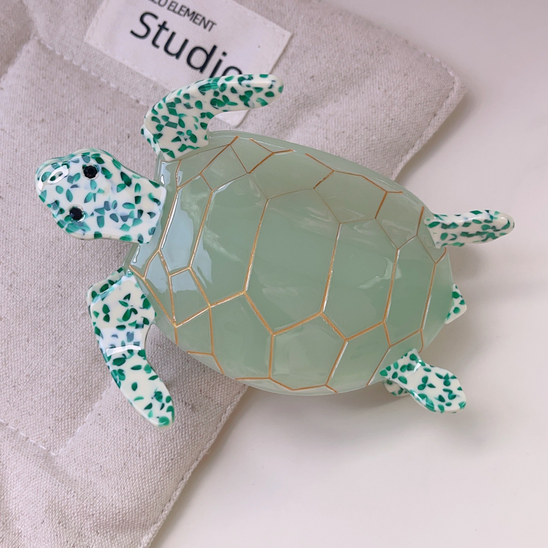 20g Weight Hair Claws Hair Accessories Type 1 Piece Quantity Casual, Daily Occasion Acetic acid sheets Material Tortoise Pattern All Seasons Season Women's Gender Beach Style Beach Women's Tortoise Acetic Acid Sheets Hair Claws 5