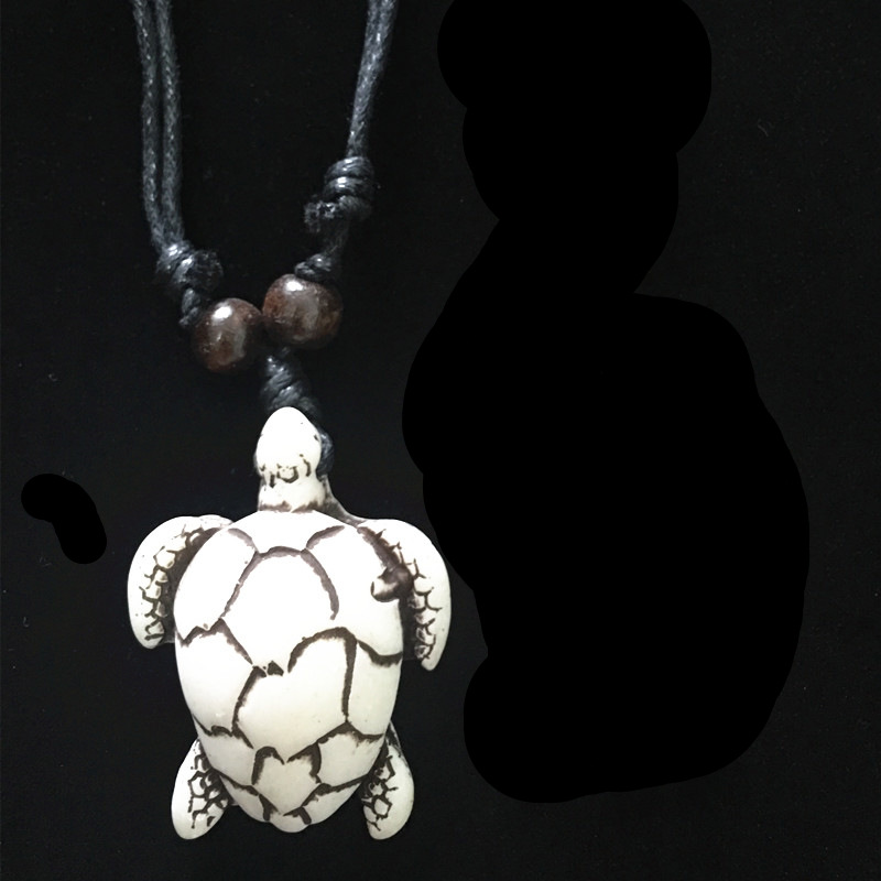 Street Occasion Hip-Hop Retro Tortoise Resin Men's Pendant Necklace