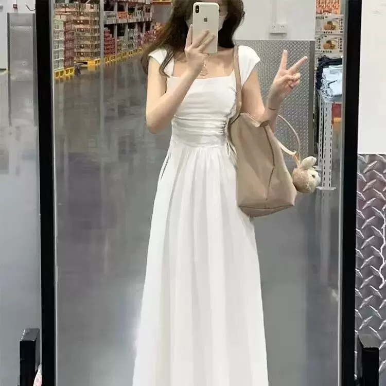 甜欲风桔梗初恋裙茶歇法式吊带长裙设计感显瘦收腰超仙森系连衣裙