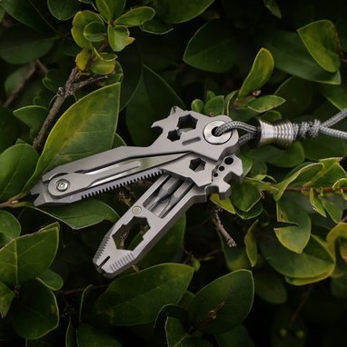 18合一EDC工具  拆卸扳手  EDC多功能钥匙扣