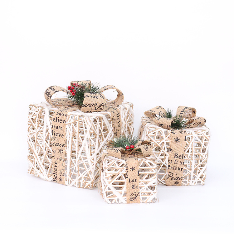 Caja de regalo de Navidad de tres piezas Bolsa de regalo de hierro de Navidad Accesorios de decoración de escena navideña Decoraciones navideñas debajo de los adornos del árbol