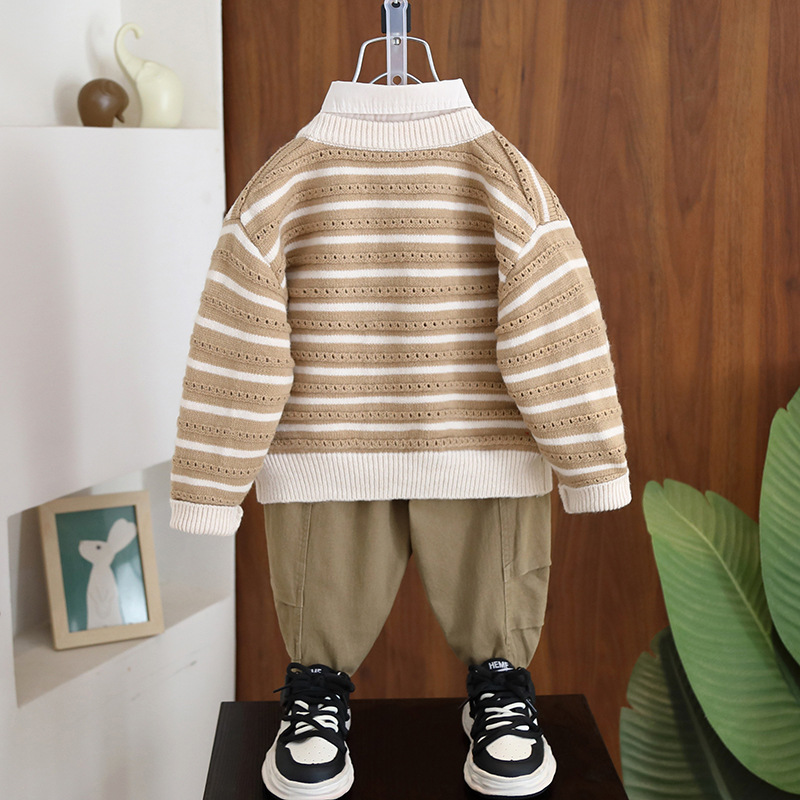 7070 traje de primavera para niños de tres piezas 2025 primavera y otoño nuevo suéter de bebé para niños coreanos traje de cárdigan de punto