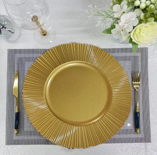 Western food plate wedding color can be customized for wedding hotel party metal spray paint decorative plastic plate chargerplate
