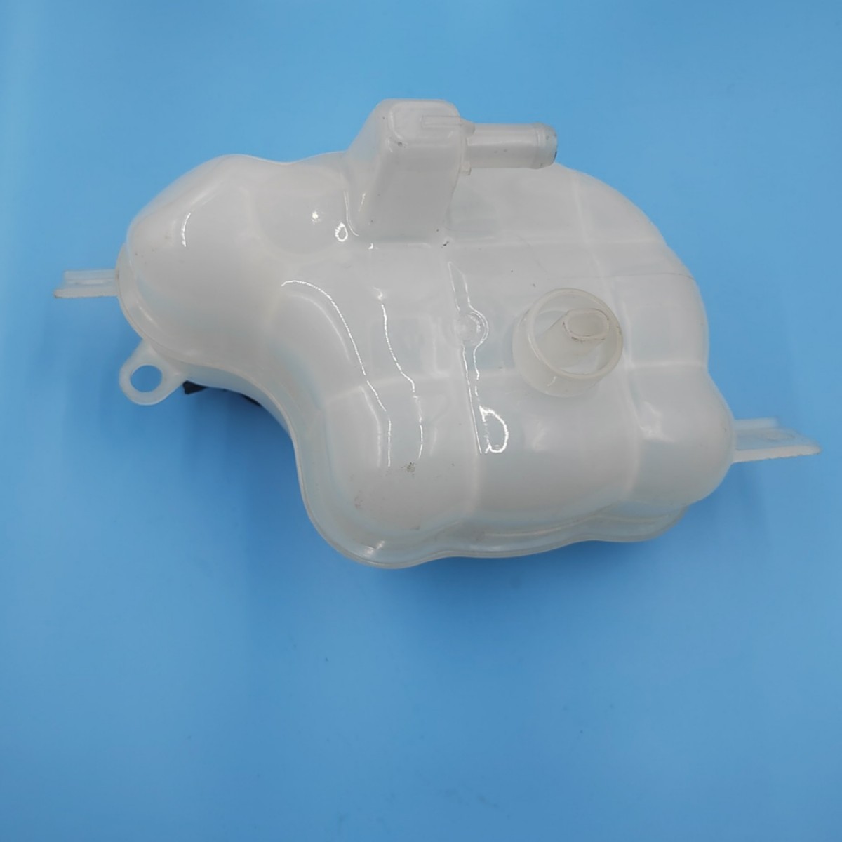 Expansion Water Tank 55056382Aa Coolant Tank Auxiliary Water Tank for Jeep Wrangler Grand Cherokee