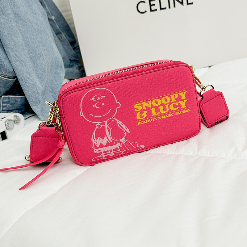 Bolsos pequeños de comercio exterior transfronterizo para mujer 2024 nuevo periódico de pizarra de banda ancha bandolera bolso cuadrado pequeño de verano de moda