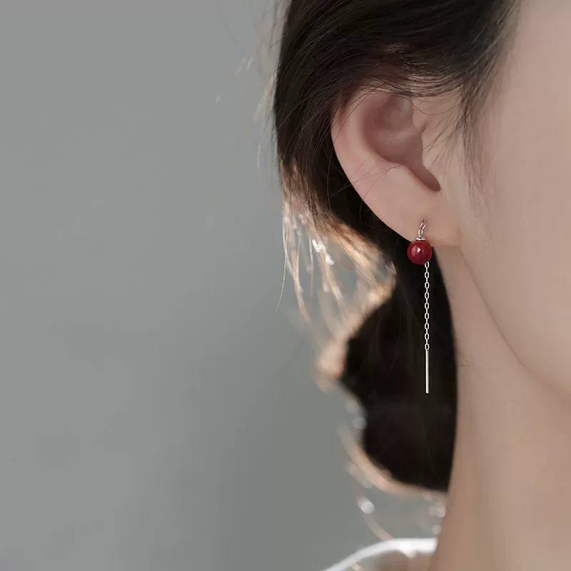 Середина середины осени s925 стерлинговая серебряная киноварная ушная проволока Женский день рождения Серьги Ninia Серьги 2024 Новый летний ушной шнур