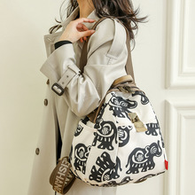 韩版牛津布包印花双肩包春季新款女土背包妈咪包学生背包一件代发