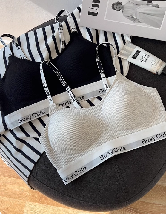 Спортивный нижнее белье женская маленькая грудь собирается бюстгальтер для предотвращения провисания без стальных кругов без следов