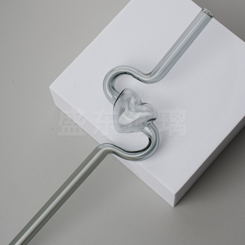 Nueva alta borosilicato corazón largo curvado paja chica corazón transparente paja hogar leche jugo paja tubo
