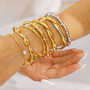 �羳INS�L���P��֭h�荴����ɫ�ʯ�p�ݾ��º��s�18K������C