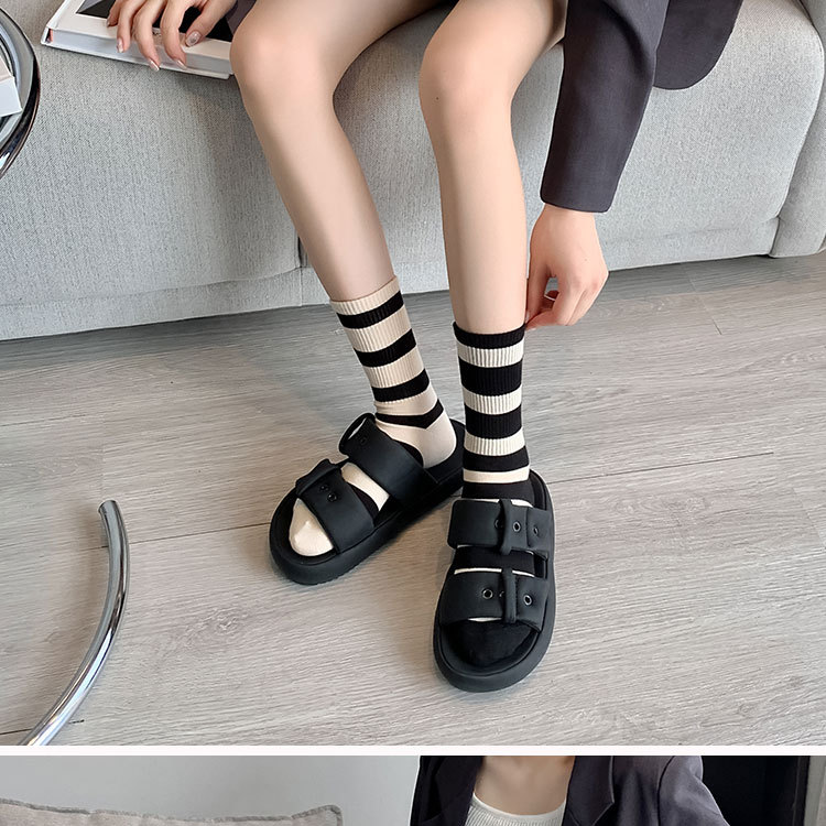 Women's Classic Style Streetwear Stripe Cotton Crew Socks A Pair display picture 4