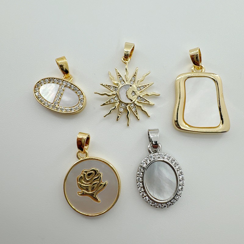 5g Weight Pendant Jewelry Making Type Shell Inlay Material DIY Jewelry Accessories Classification 1 Piece Quantity Copper Material Round Pattern Plating, Inlay Design Basic, Simple Style, Classic Style Style 1 Piece Copper Shell Round Pendant 7