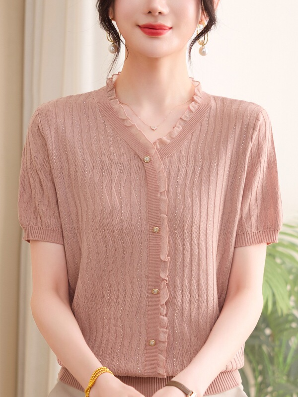 Mom's New Summer Clothing, Short-Sleeved Collared Thin Shirt, Ice Silk Top, Young Women's Summer Fashionable Outfit Mom's New Summer Clothing, Short-Sleeved Collared Thin Shirt, Ice Silk Top, Young Women's Summer Fashionable Outfit