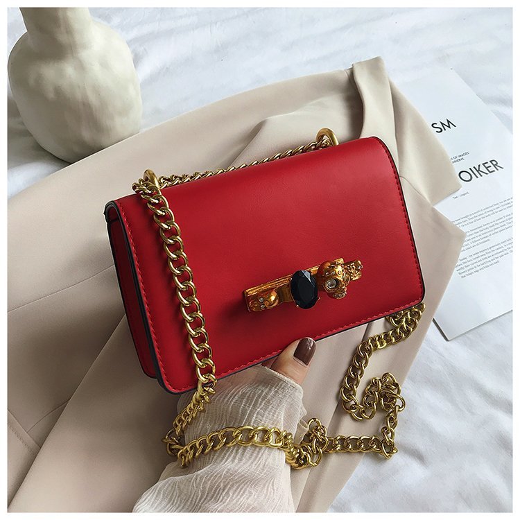 Women's Medium Pu Leather Solid Color Elegant Vintage Style Lock Clasp Square Bag display picture 12