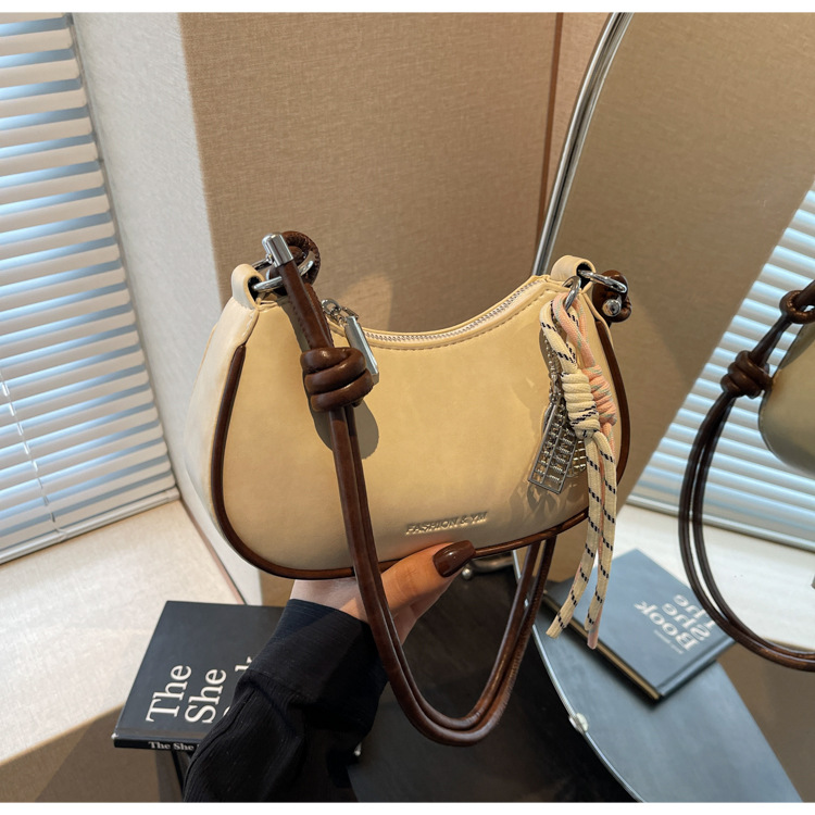 French niche quality handbag, women's bag, Spring 2025 new underarm bag, simple and versatile commuter crossbody bag undefined